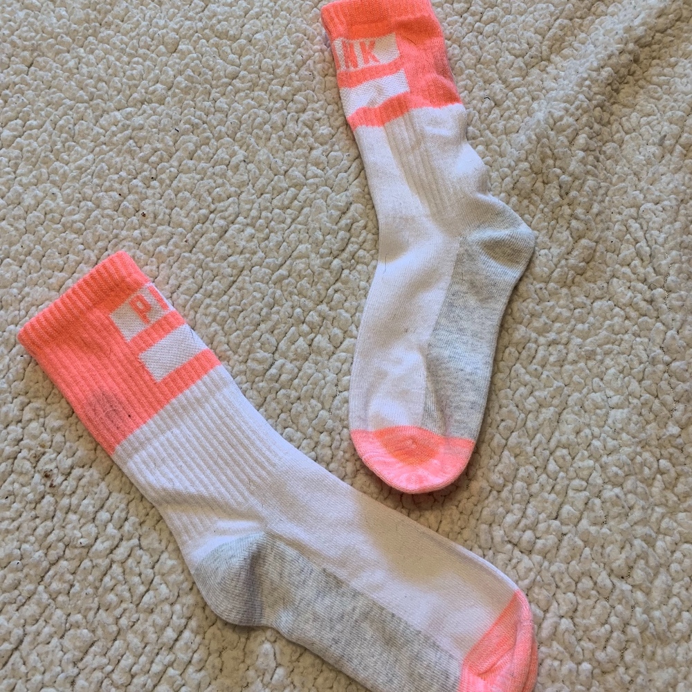 BRAND NEW—- LOTS OF VS Socks!